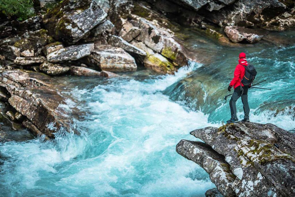 hiker and the river 2021 08 26 23 04 46 utc